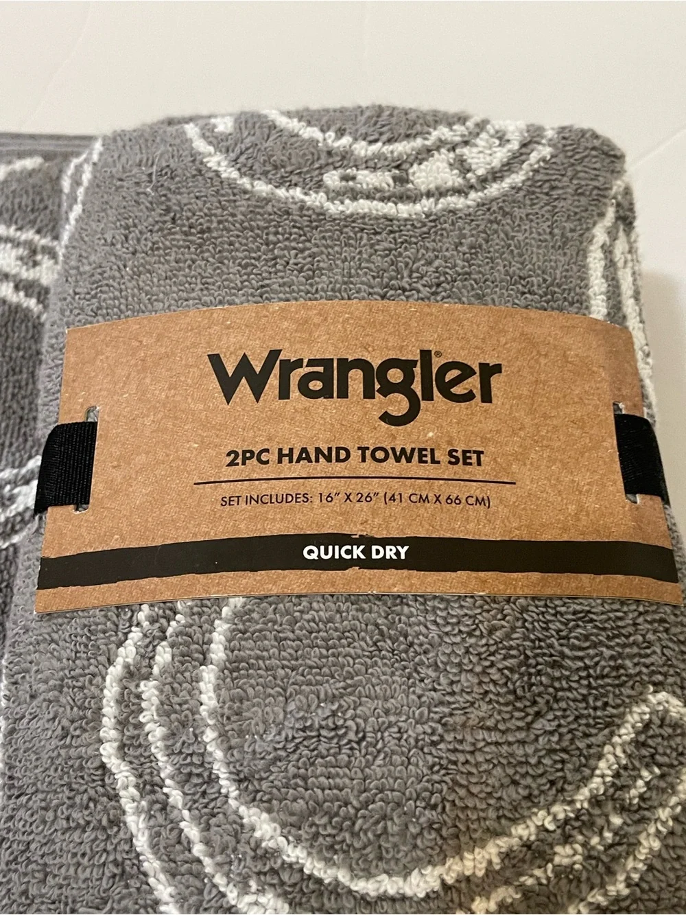 Wrangler Grey & White Horseshoe Design 2 Bath Towels & a Set of Hand Towels NWT